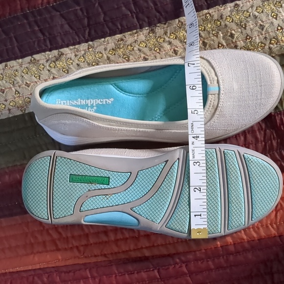 GRASSHOPPERS* linen look mushroom Reveal skimmer flat sneaker shoe sz 8.5 - Picture 13 of 16